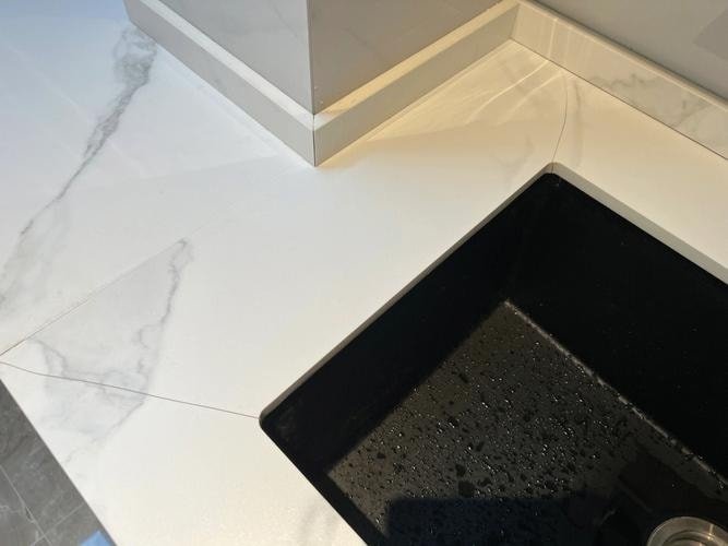 Sintered Stone Countertop Break