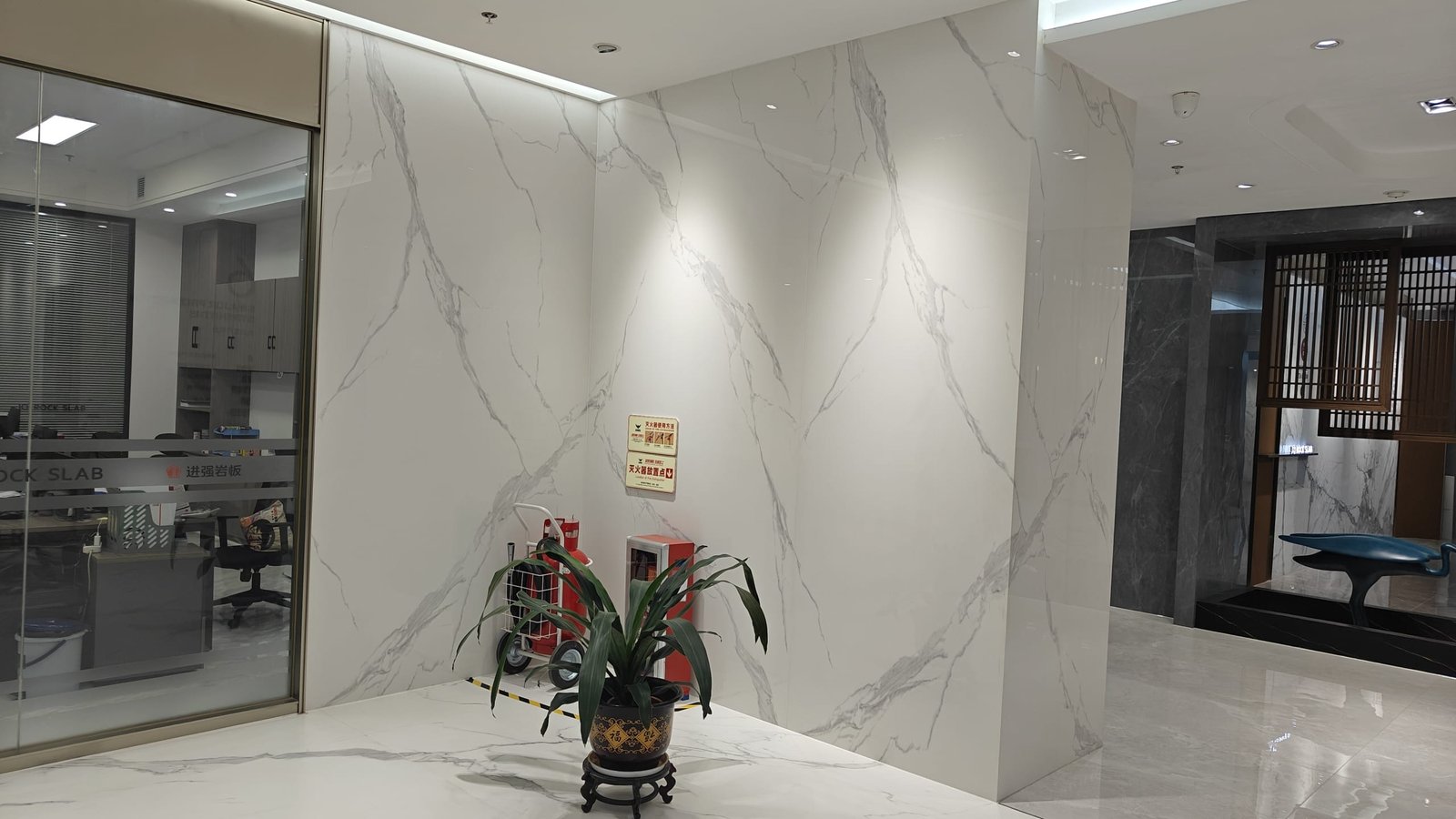 Sintered Stone Walls Application - Linx Sintered