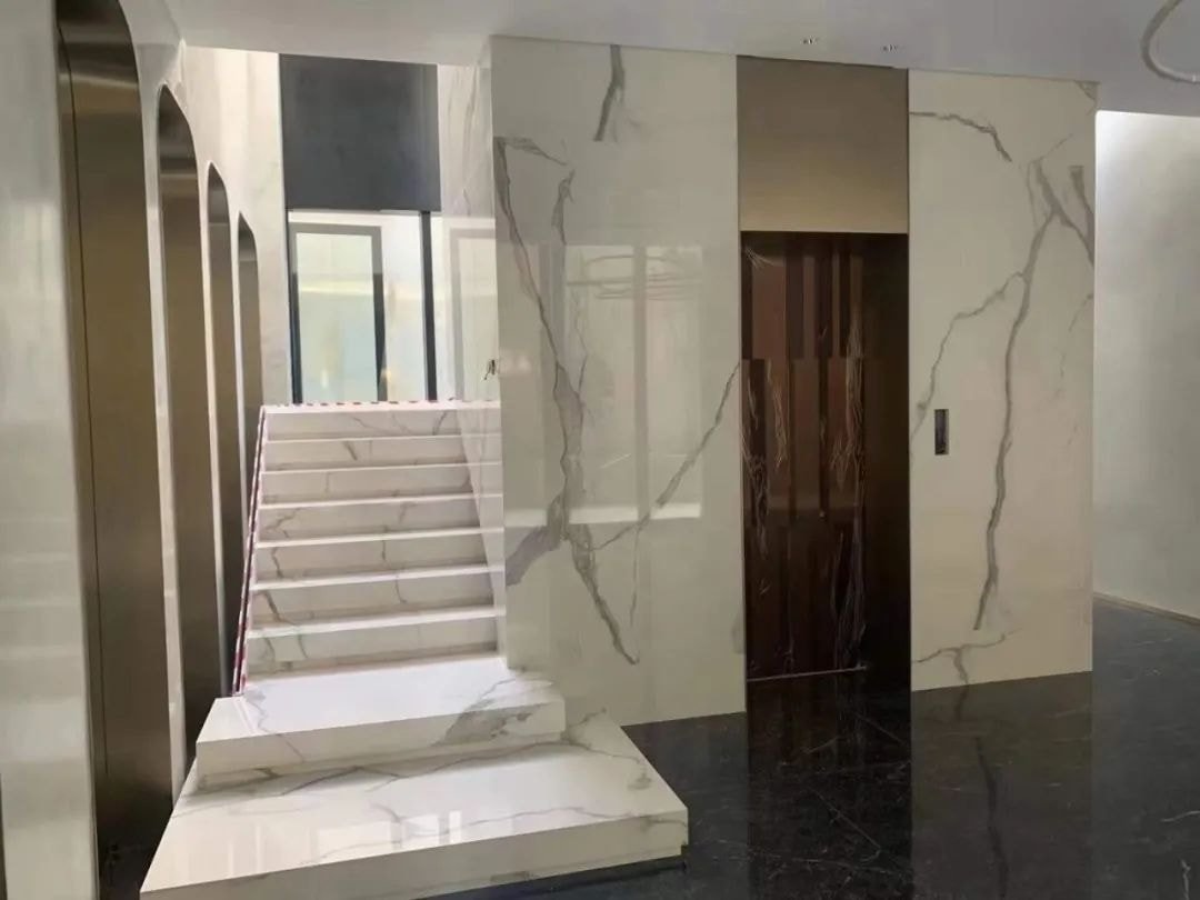 Sintered Stone Stairs Examples (12) Sintered Stone Stairs Examples (12)