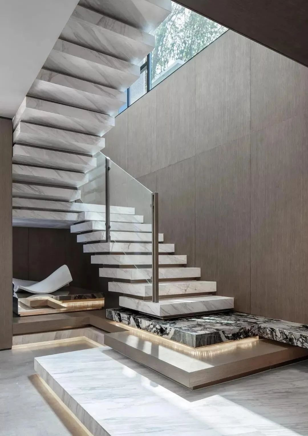 Sintered Stone Stairs Examples (16) Sintered Stone Stairs Examples (16)