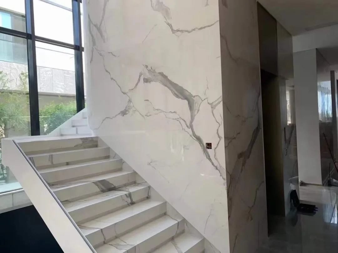 Sintered Stone Stairs Examples (39) Sintered Stone Stairs Examples (39)